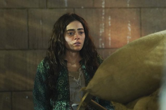 Aziz 6. Bölüm Fotoğrafları