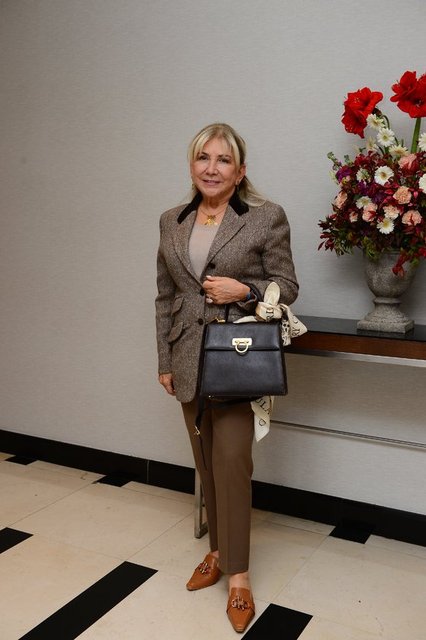 MERAL YAZICI, SANAT DOLU ETKİNLİKTE YER ALDI.