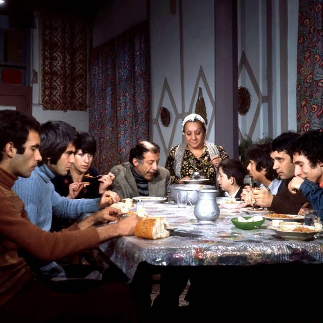 'Bizim Aile' (1975)