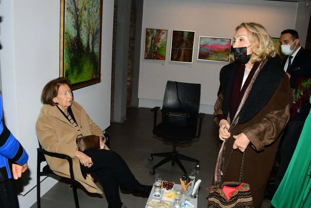SEMAHAT ARSEL VE ÇİĞDEM SİMAVİ