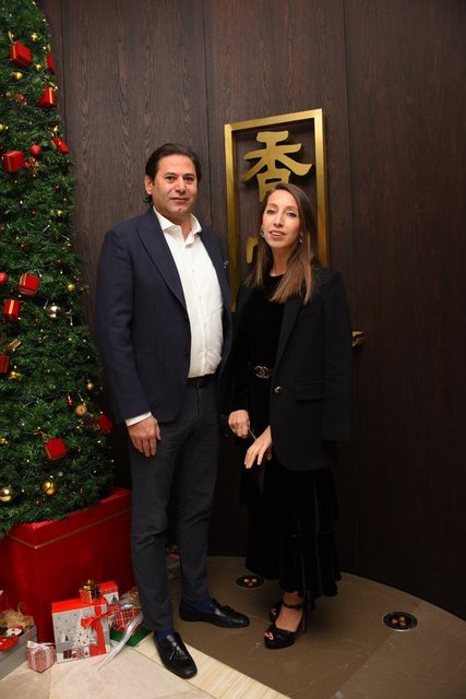 AYKUT VE BANU TARAKÇIOĞLU ÇİFTİ ÖZEL AÇILIŞA BİRLİKTE KATILDI.