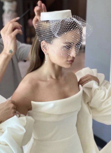 NAZLI ÇARMIKLI GEZER
