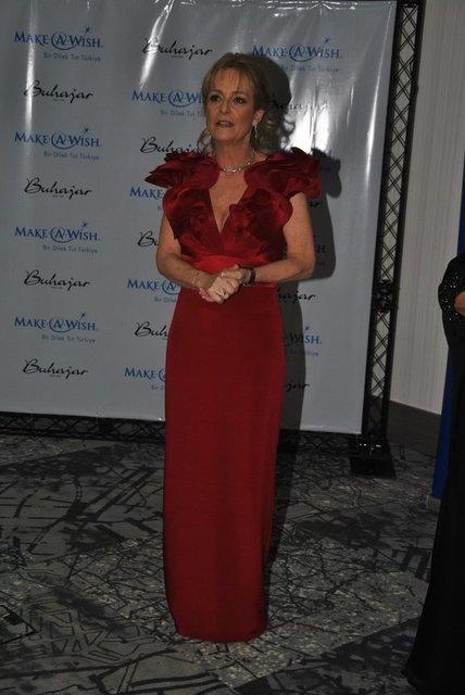 CAROLE HAKKO