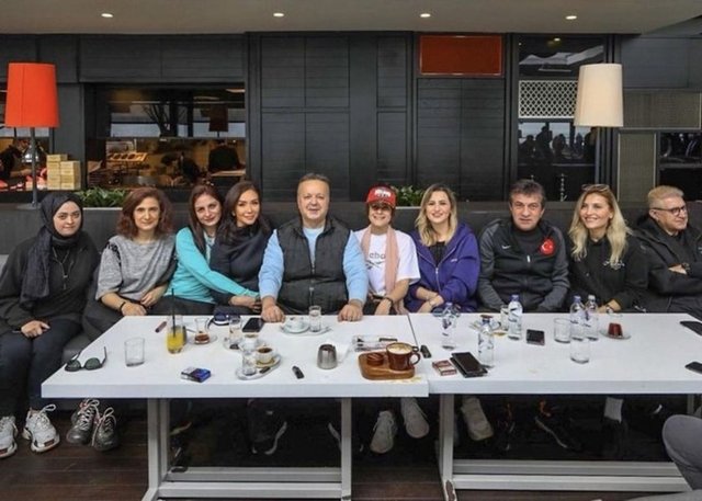 ORKA HOLDİNG YÖNETİM KURULU BAŞKANI SÜLEYMAN ORAKÇIOĞLU, TÜRKİYE İHRACATÇILAR MECLİSİ BAŞKANI İSMAİL GÜLLE VE GENÇ TİM KONSEYİ ÜYELERİYLE BİRLİKTE YÜRÜYÜŞ YAPTI.