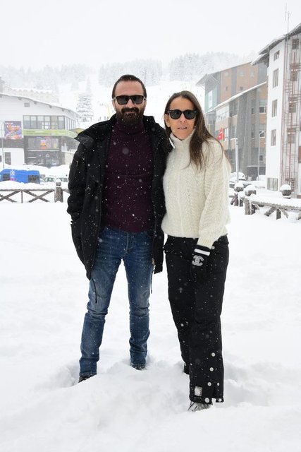 İŞ İNSANI OZAN ŞER VE BAHAR ŞER KIŞI ULUDAĞ'DAKİ OTELLERİNDE GEÇİRİYOR.
