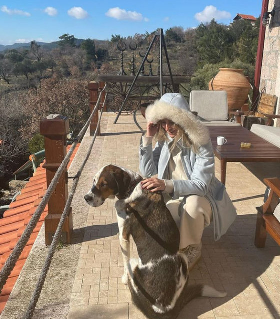 SAKİN BİR TATİL ADRESİ BELİRLEYEN BEYZA UYANOĞLU, KAZ DAĞLARI'NA GİTTİ