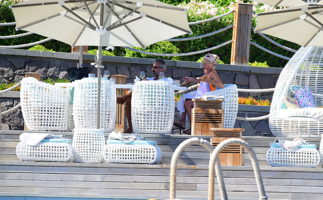 İKİLİ, GEÇTİĞİMİZ YAZ BODRUM'DA TATİL YAPMIŞTI...