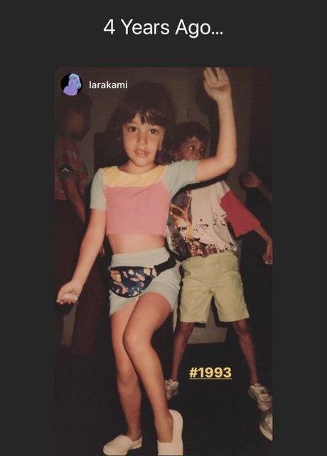 LARA KAMHİ ÇOCUKLUK ANILARI SOSYAL MEDYA HESABINDAN PAYLAŞTI.