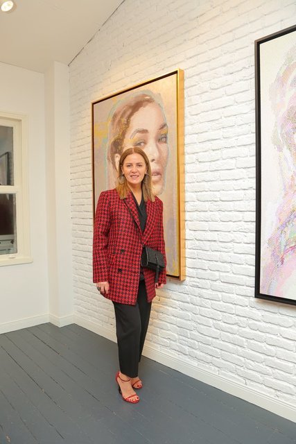 SANAT TUTKUNU SUZAN TOPLUSOY GECEDE YER ALAN İSİMLER ARASINDAYDI.