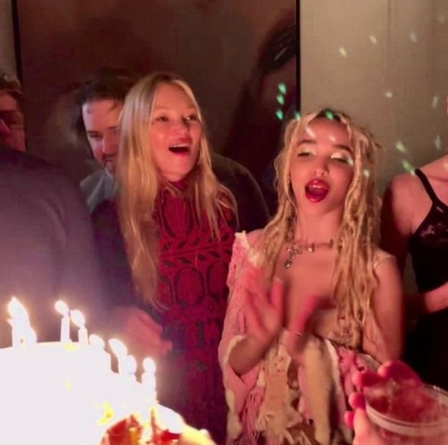 DÜNYACA ÜNLÜ MODEL KATE MOSS DA MERT ALAŞ'IN YENİ YAŞINI KUTLAYAN İSİMLERDEN...