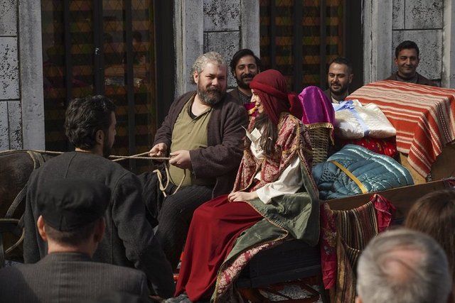 Aziz 16. Bölüm Fotoğrafları