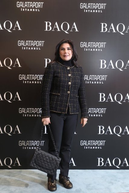 SONGÜL TOPRAK ÖZEL DAVETİN KLASİK VE ŞIK TARZLI KADINLARINDANDI.