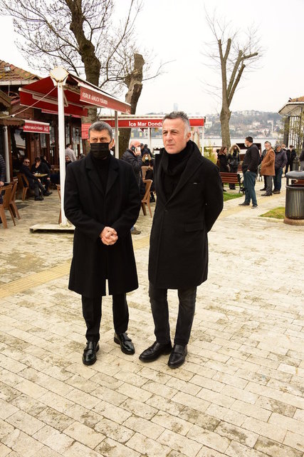 İŞ İNSANLARI ÜNAL UZUN VE SELİM KOSİF CENAZE TÖRENİNE KATILDI.