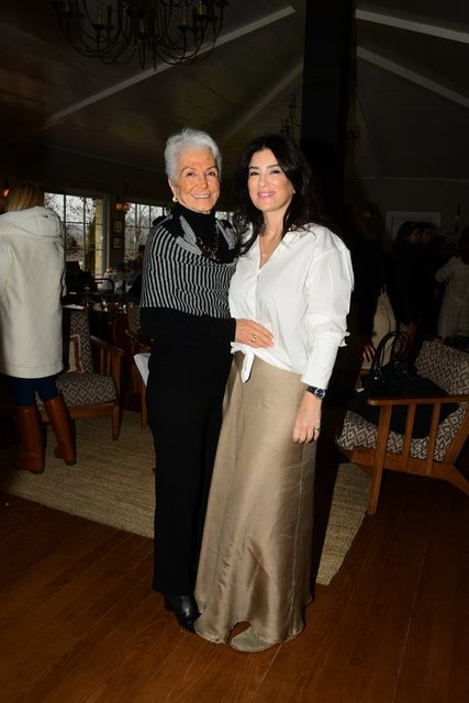 NAZLI KEÇİLİ VE DENİZ ÖZTARHAN SEMİNERDE BİR ARAYA GELDİ.