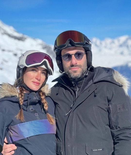 ALLAN HAKKO İLE MERVE OFLAZ'IN ORTAK HOBİLERİNDEN BİRİ DE KAYAK...