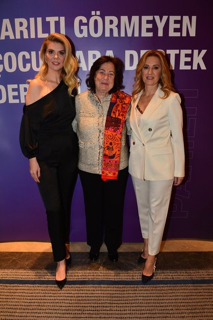 HANDE SEZER PEKCAN, MONİK İPEKEL, NEŞE GÖNÜL