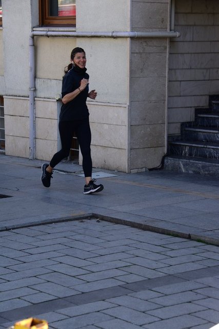 ZEYNEP ÜSTÜNEL