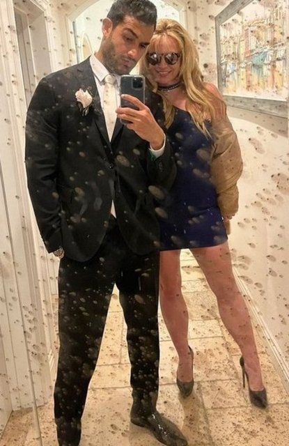 SAM ASGHARI, BRITNEY SPEARS