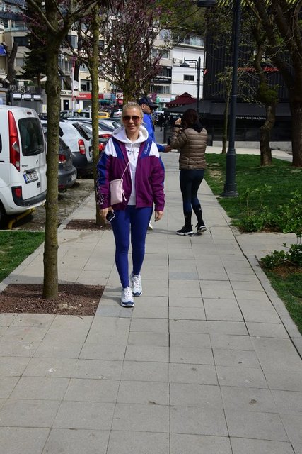 NERGİS PEKUYSAL BEBEK'TE SPOR YAPTI.