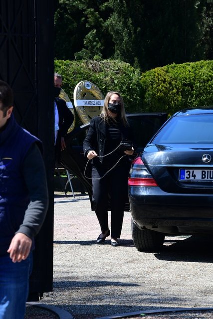 ROKSİ GARİH BABASI DAVID NAHMİYAS'I KAYBETMENİN ÜZÜNTÜSÜNÜ YAŞADI.