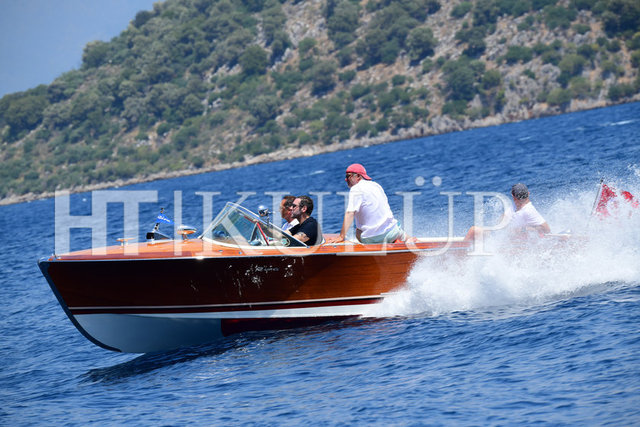 RAİF DİNÇKÖK