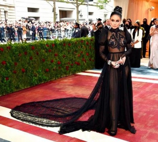 VANESSA HUDGENS
