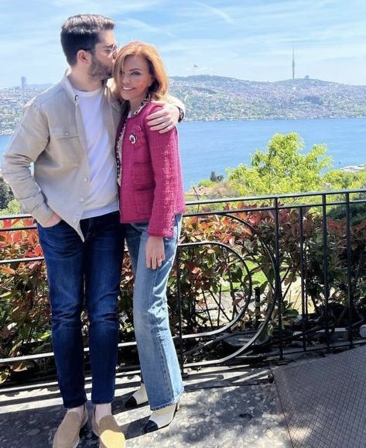 FERYAL GÜLMAN VE OĞLU ASLAN KEMAL GÜLMAN