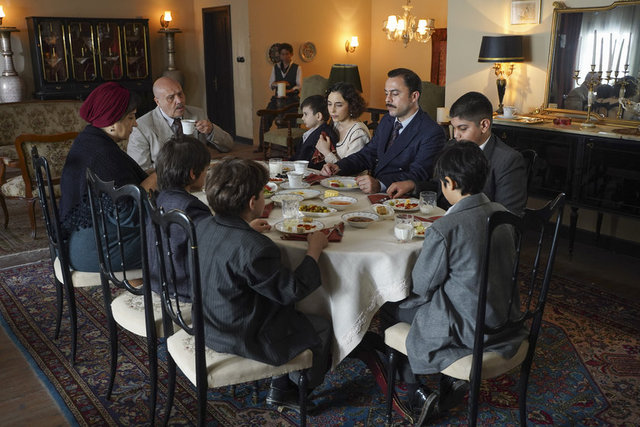 Aziz 25. Bölüm Fotoğrafları