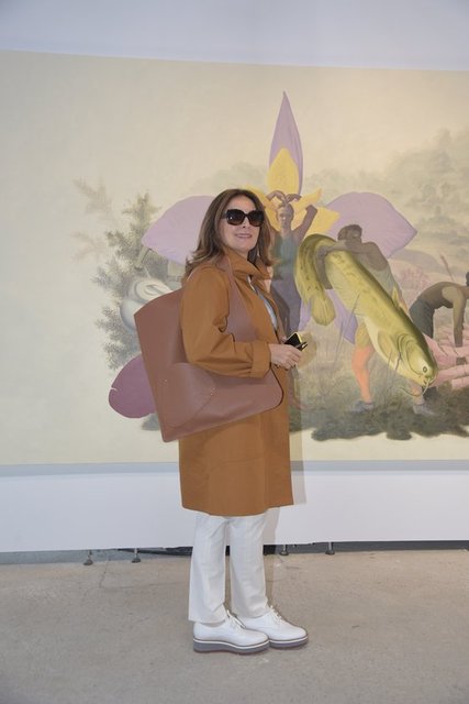 SANAT TUTKUNU BANU ÇARMIKLI CONTEMPORARY İSTANBUL'U İKİNCİ GÜNÜNDE ZİYARET ETTİ.