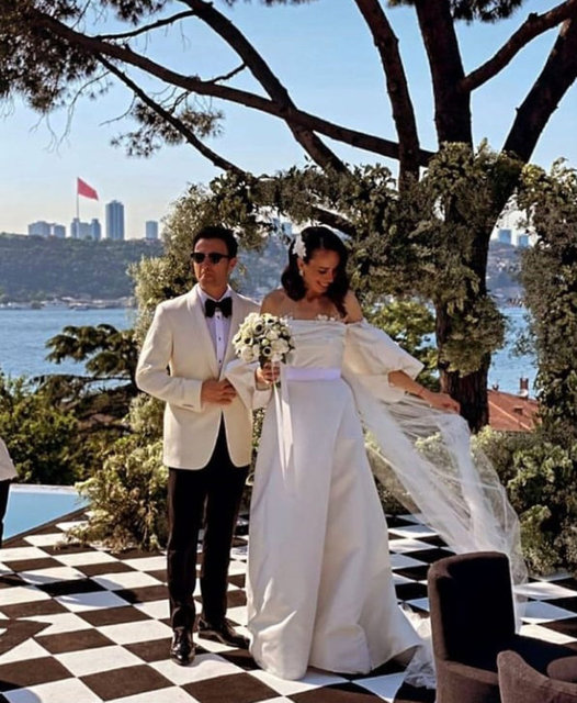 SERRA TÜRKER-MERT BAYIR