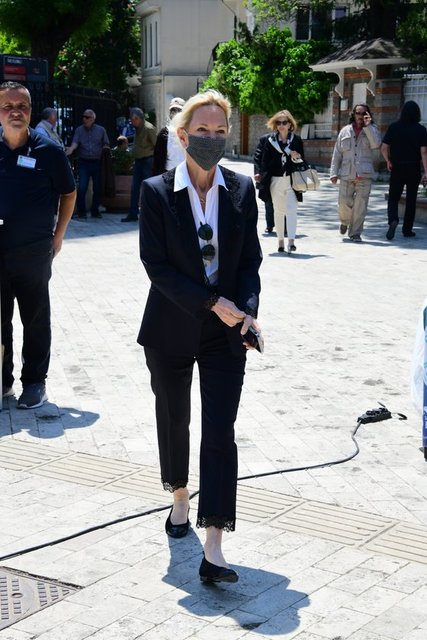 BETTINA MACHLER