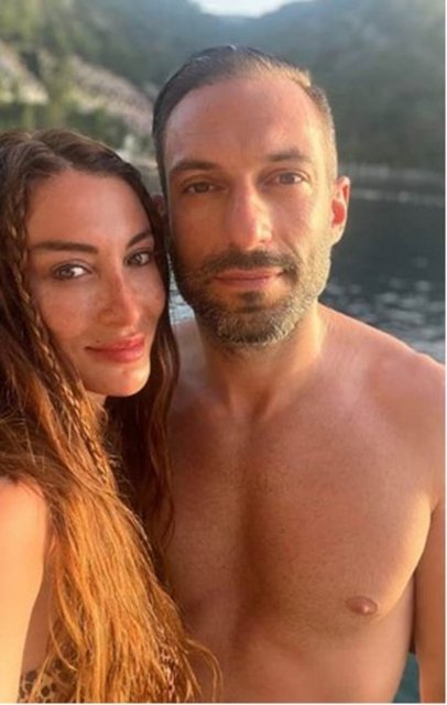 ALLAN HAKKO, MERVE OFLAZ