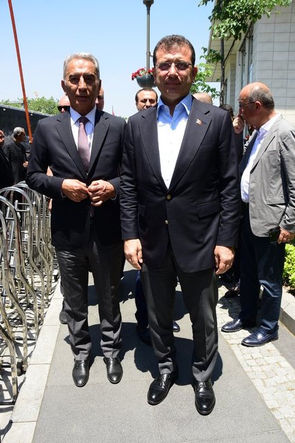 ADNAN POLAT İSTANBUL BÜYÜKŞEHİR BELEDİYE BAŞKANI EKREM İMAMOĞLU'YLA BİR ARAYA GELDİ.