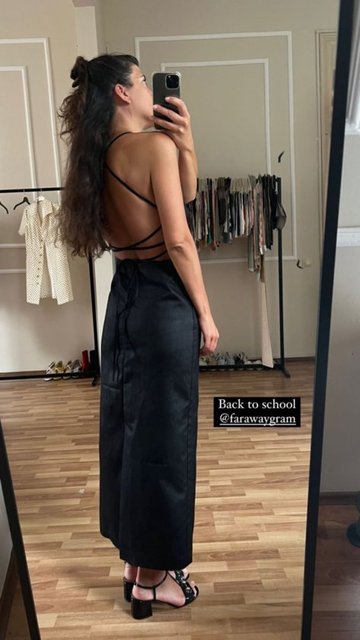 SOSYAL MEDYAYI AKTİF BİR ŞEKİLDE KULLANAN AYŞE BOYNER, PAYLAŞIMLARIYLA MODA TUTKUNLARINA İLHAM OLUYOR.