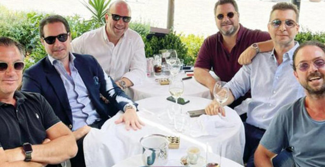 İLHAN SABANCI YENİ YAŞINI, SELİM TEZMAN, MERT GOCAY VE RALF TEZMAN'LA BİRLİKTE KUTLADI.