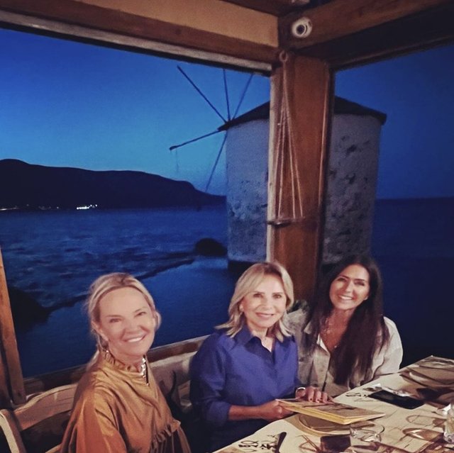 BETTINA MACHLER, ZEYNEP ÇARMIKLI, ŞEBNEM ÇAPA