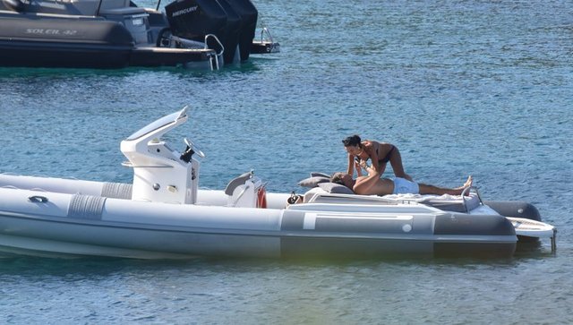 İZZET ANTEBİ, TUVANA TÜRKAY