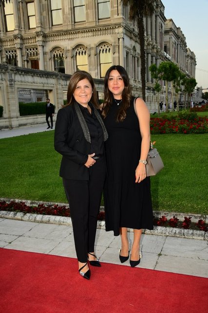 NİLÜFER BULUT, NİDA BULUT