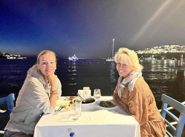 MELDA KOSİF, YASEMİN KAMHİ