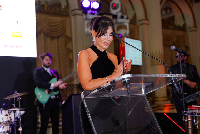 AMERİKAN TÜRK CEMİYETİ EŞ BAŞKANI SUZAN SABANCI DİNÇER, 25 EKİM'DE NEW YORK'TA DÜZENLENECEK GALA YEMEĞİNE HAZIRLANIYOR