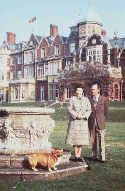 KRALİÇE ELIZABETH