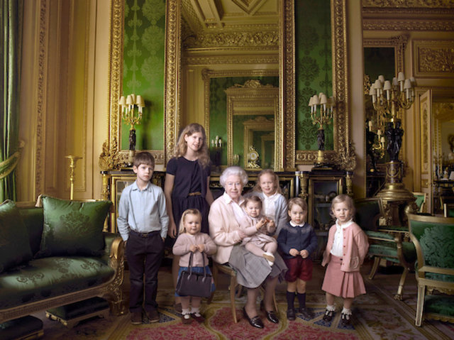 KRALİÇE ELIZABETH