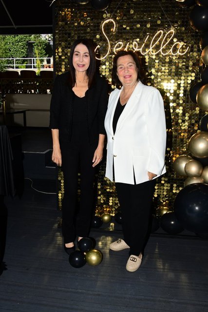 REYHAN, MONİK İPEKEL