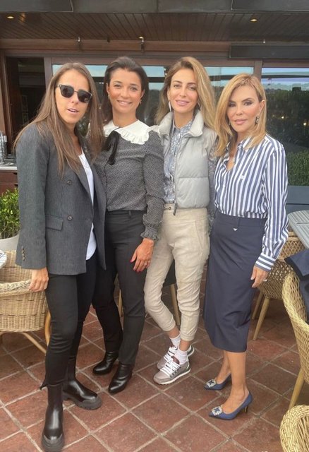 BAHAR ŞER, FERYAL GÜLMAN, BURCU ERSÖZ, BEYZA UYANOĞLU