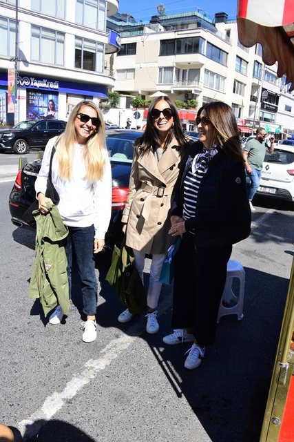 HÜLYA ELTEMUR, BURCU HANİF, ZEYNEP ÜSTÜNEL, BEGÜM KARAMAHMUTOĞLU