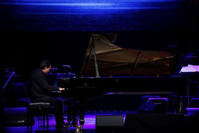 FAZIL SAY