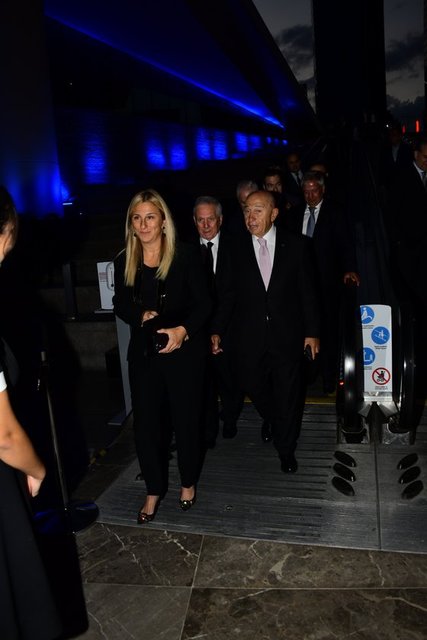 NİHAT ÖZDEMİR, AZİZ YILDIRIM
