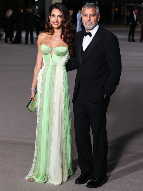 ÜNLÜ OYUNCU GEORGE CLOONEY GECEYE EŞİ AMAL CLOONEY İLE BİRLİKTE KATILDI.