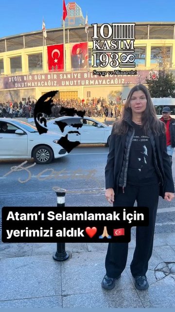 ZEYNEP ÜSTÜNEL