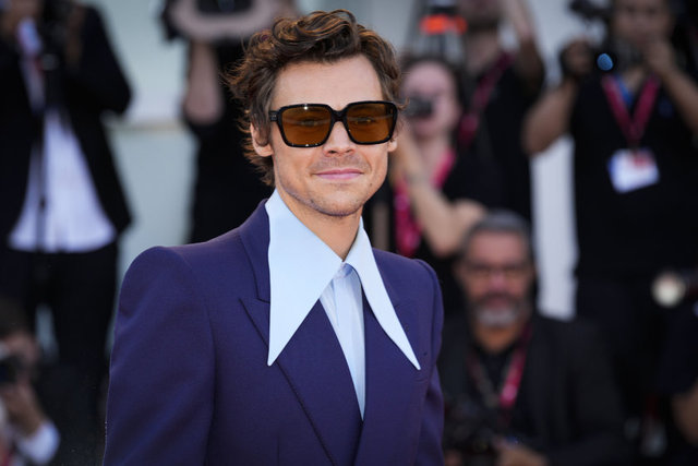 HARRY STYLES